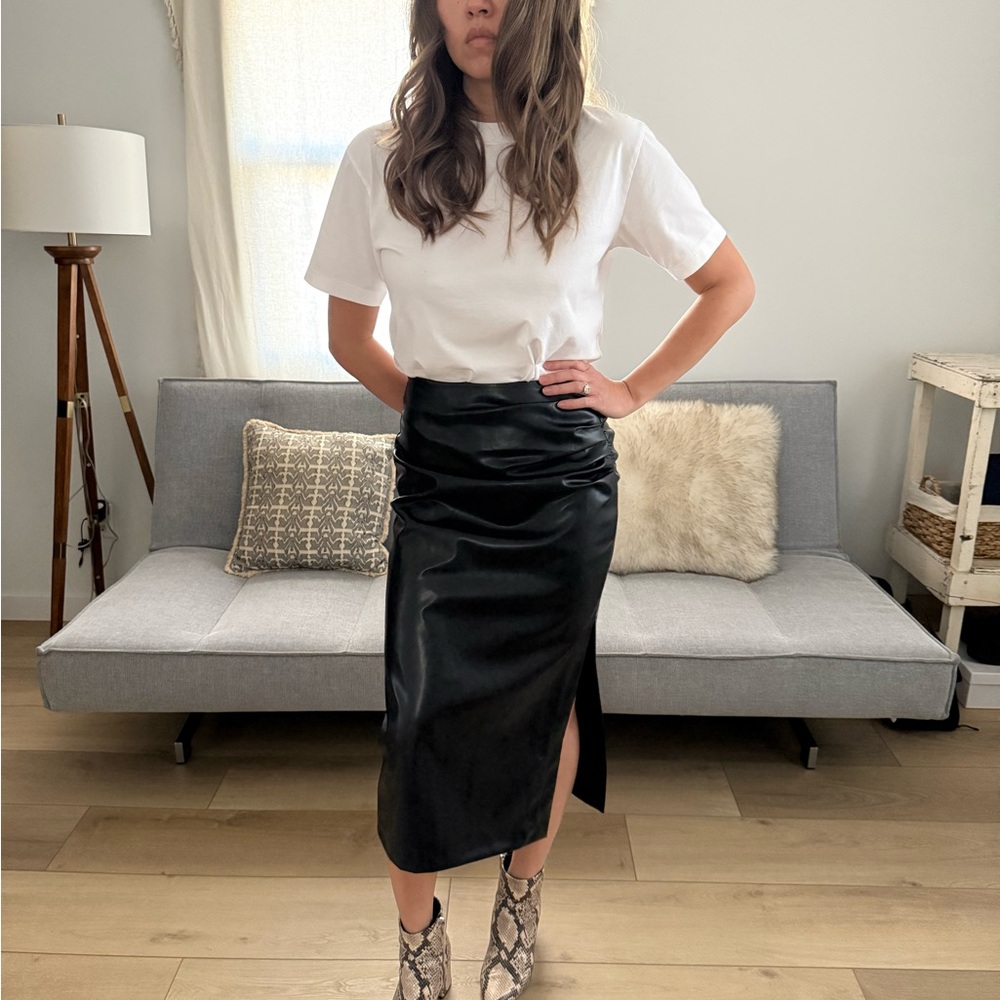 NWT Ruched Black Vegan Leather Midi Skirt M